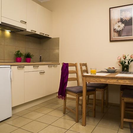 Apartamenty Tww Ochota Warszawa Exteriör bild