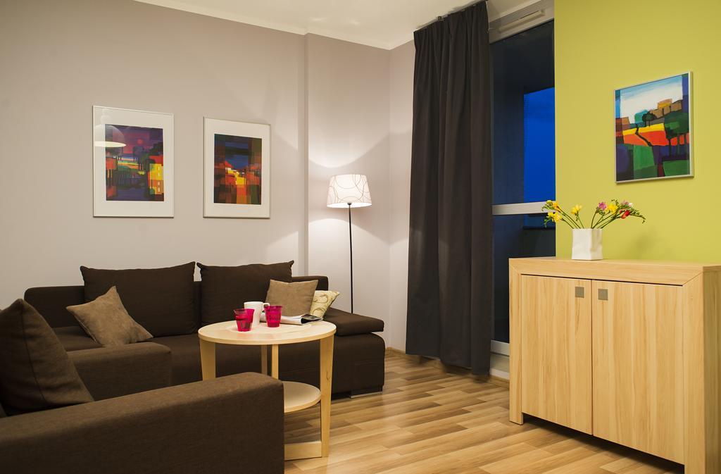 Apartamenty Tww Ochota Warszawa Rum bild