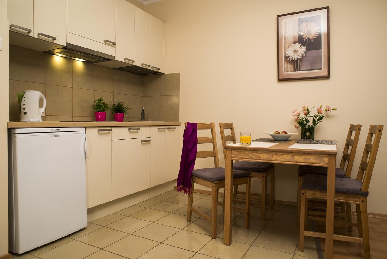 Apartamenty Tww Ochota Warszawa Exteriör bild