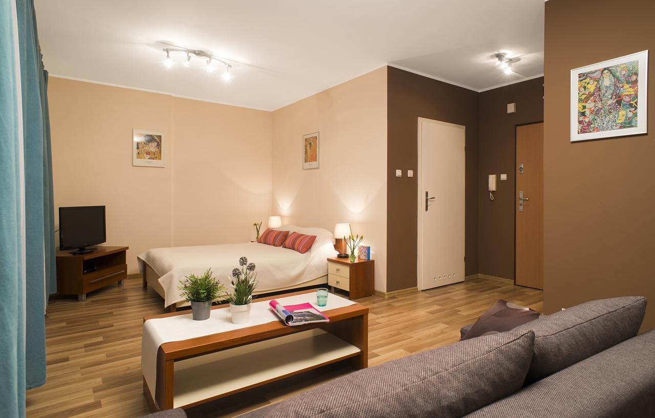 Apartamenty Tww Ochota Warszawa Exteriör bild